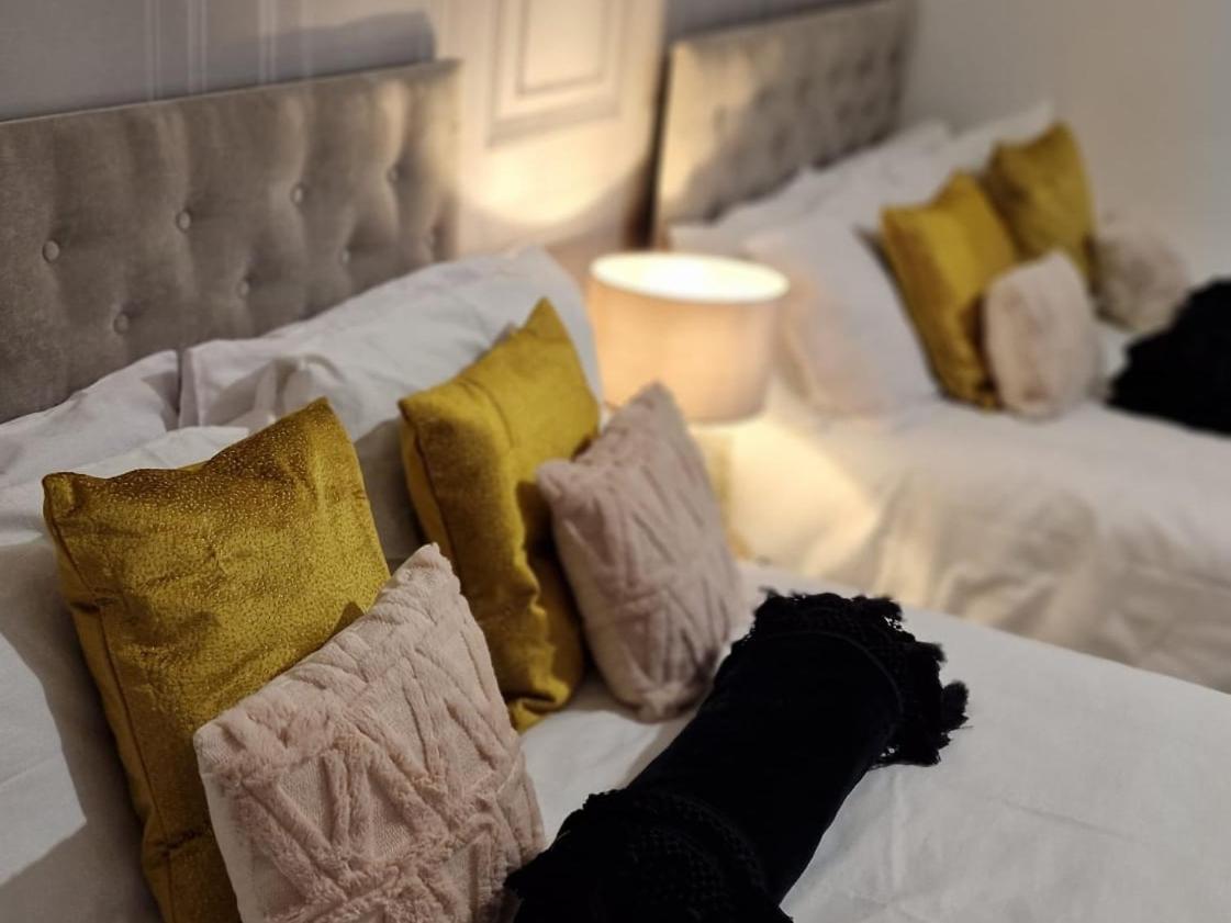 Shm Stays Leicester. Newly Renovated!! 15 Min Drive From City Centre, University. 9 Min Drive To Leicester City Stadium, 5 Min Drive To M1 & M69. 2 Min Walk To Bus Stop. Zewnętrze zdjęcie
