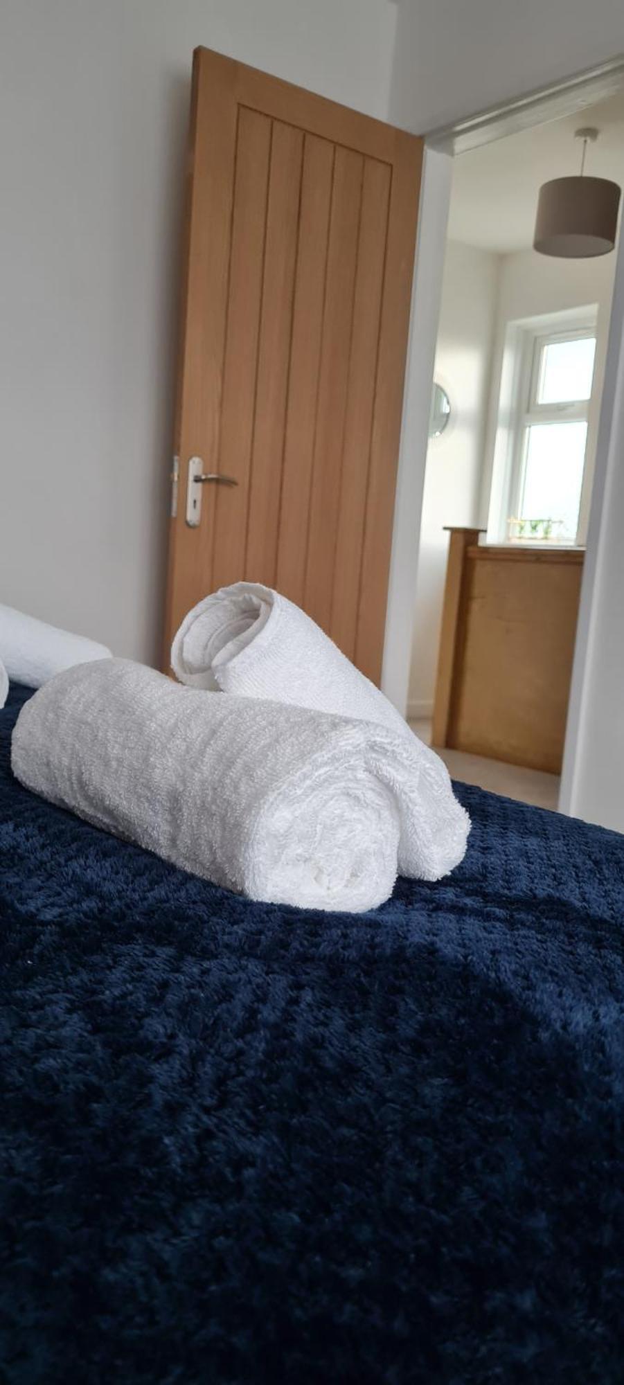 Shm Stays Leicester. Newly Renovated!! 15 Min Drive From City Centre, University. 9 Min Drive To Leicester City Stadium, 5 Min Drive To M1 & M69. 2 Min Walk To Bus Stop. Zewnętrze zdjęcie